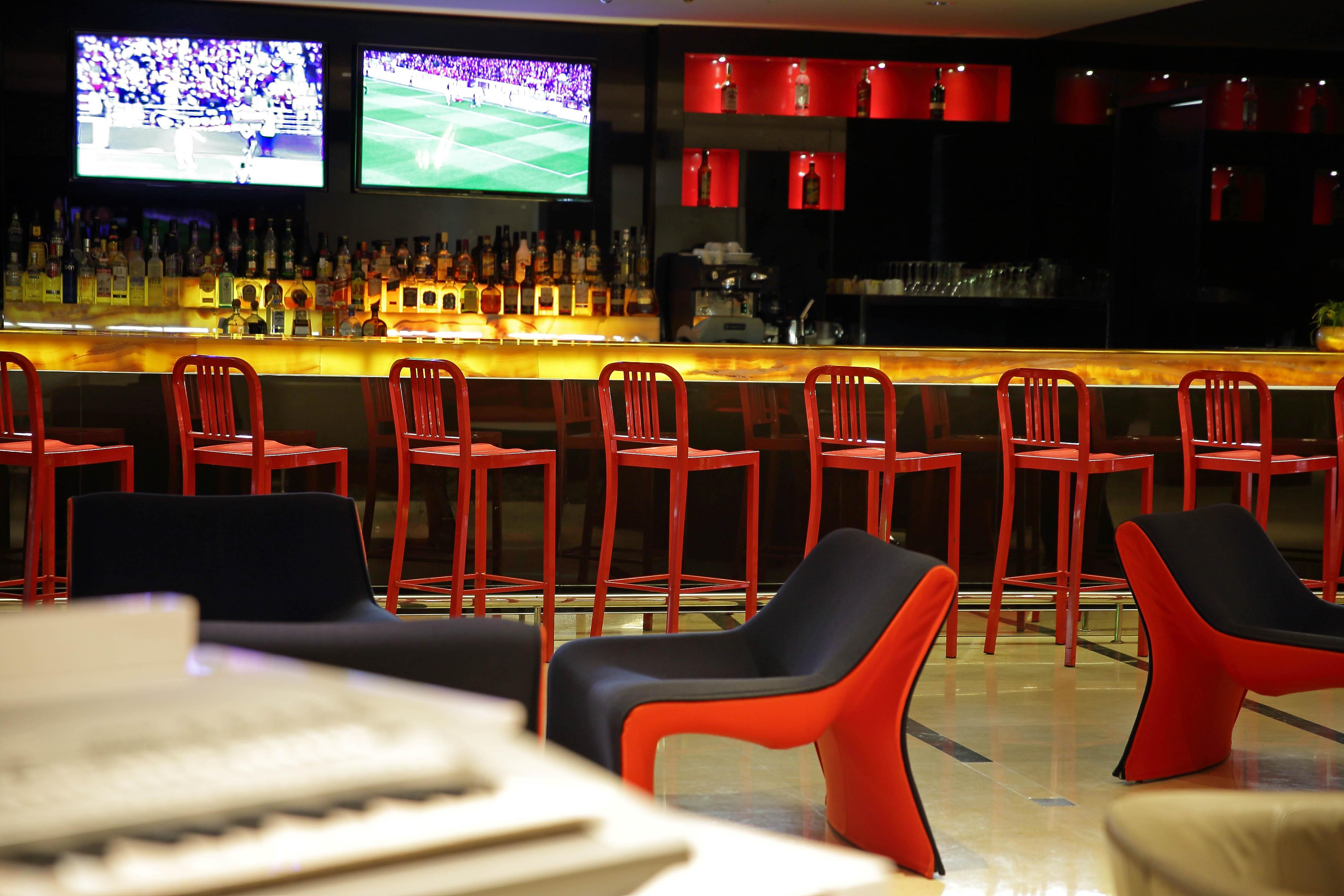 巴拿马喜来登大酒店 巴拿马城 外观 照片 The bar at the hotel