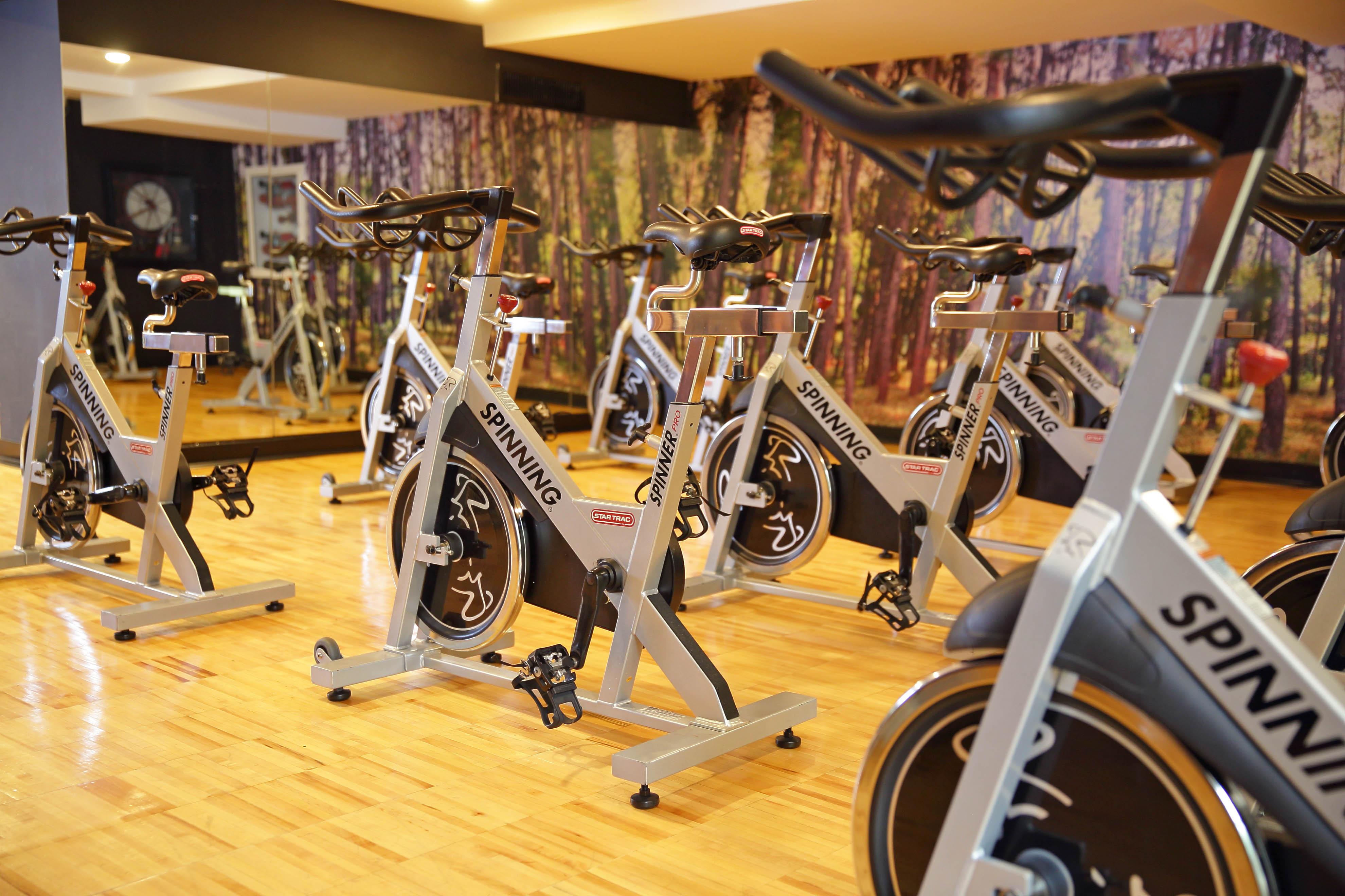 巴拿马喜来登大酒店 巴拿马城 外观 照片 A typical indoor cycling studio