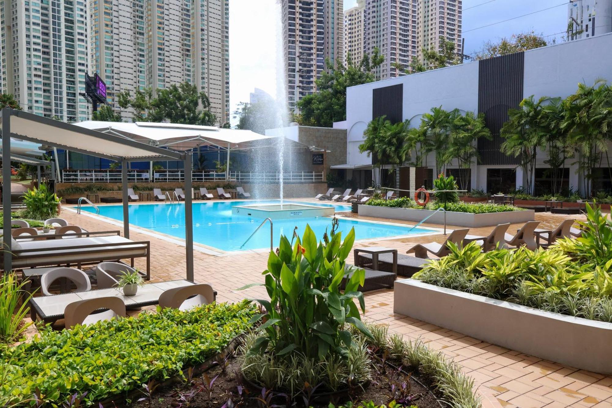 巴拿马喜来登大酒店 巴拿马城 外观 照片 The pool at the W Fort Lauderdale