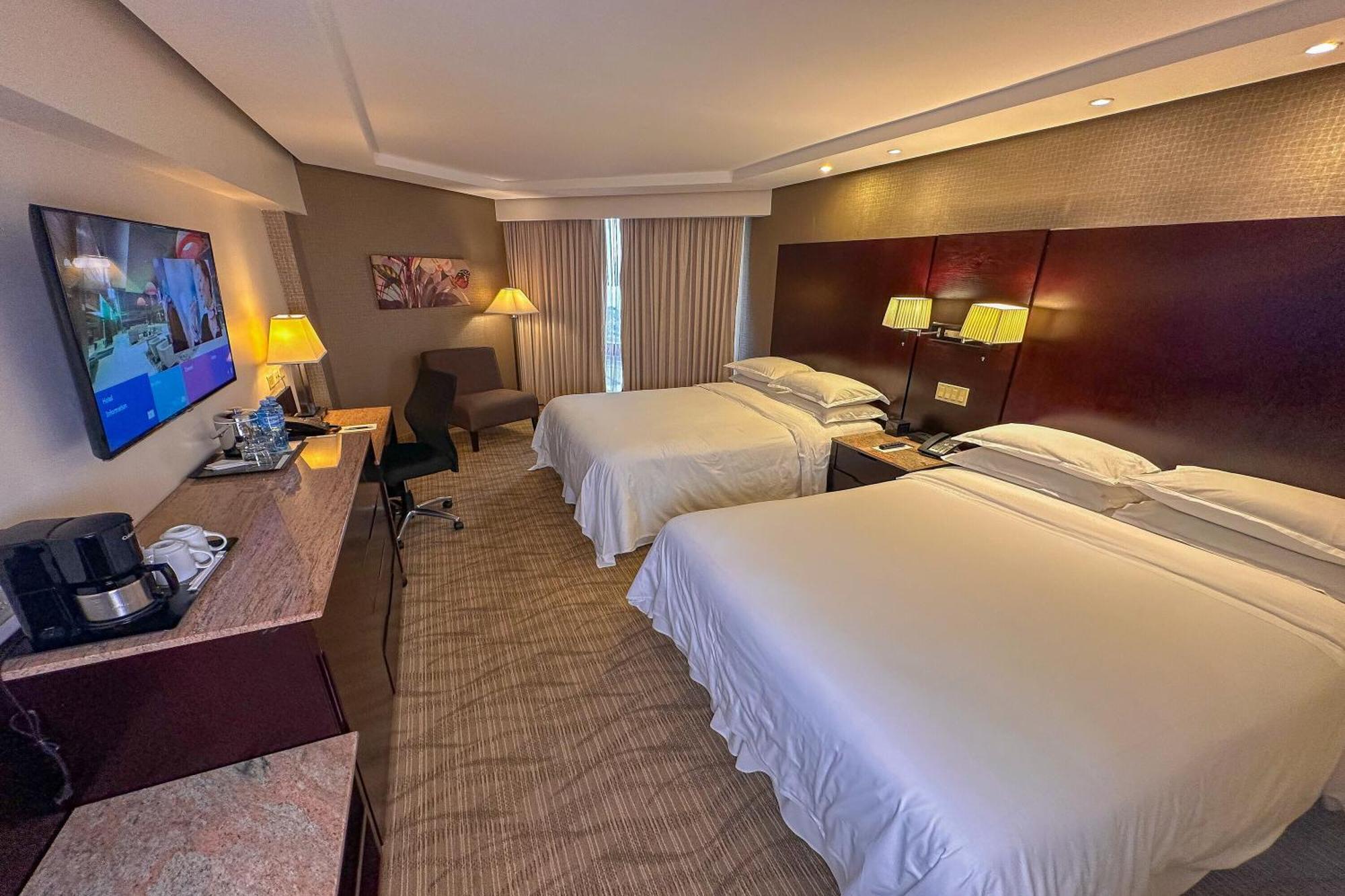 巴拿马喜来登大酒店 巴拿马城 外观 照片 A room at the Sheraton São Paulo.